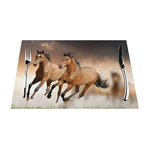 Set de table Cheval blanc en polyester 45.7x30.5 cm